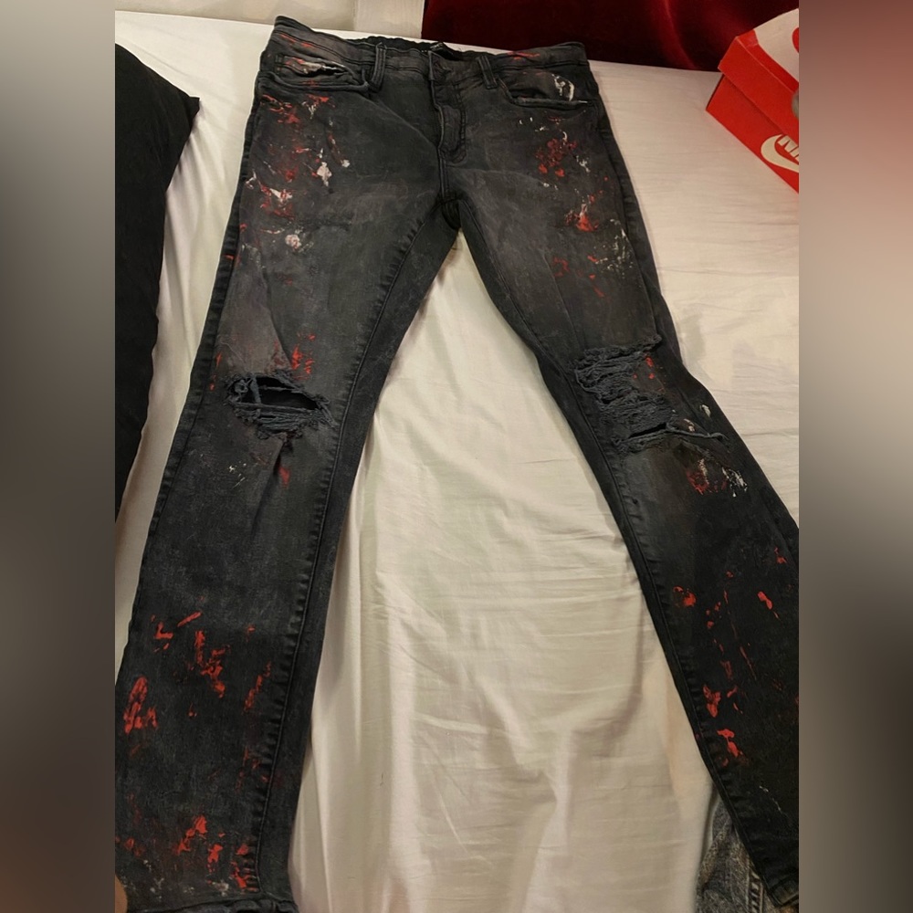 Men’s Red and White Paint Splatter Design Jeans